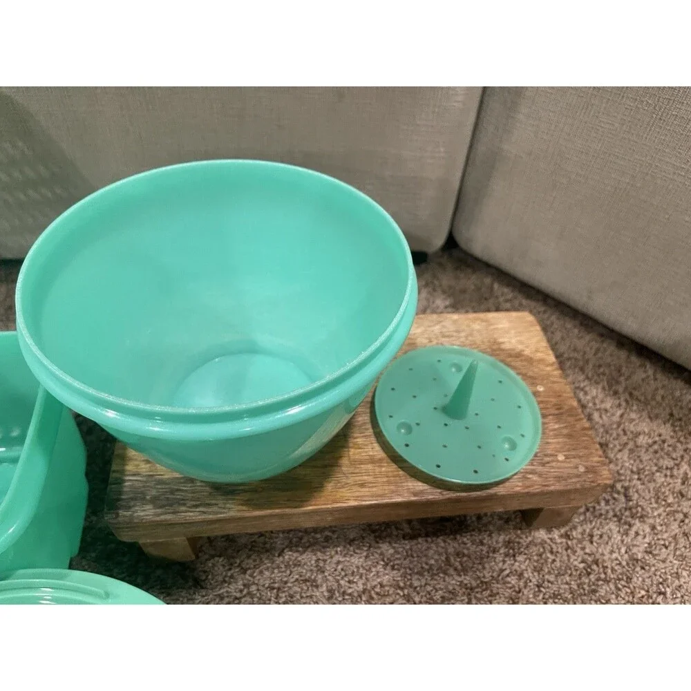 Tupperware Mint Green Grater Bowl Mandoline Slicer Reamer Lot 6pc